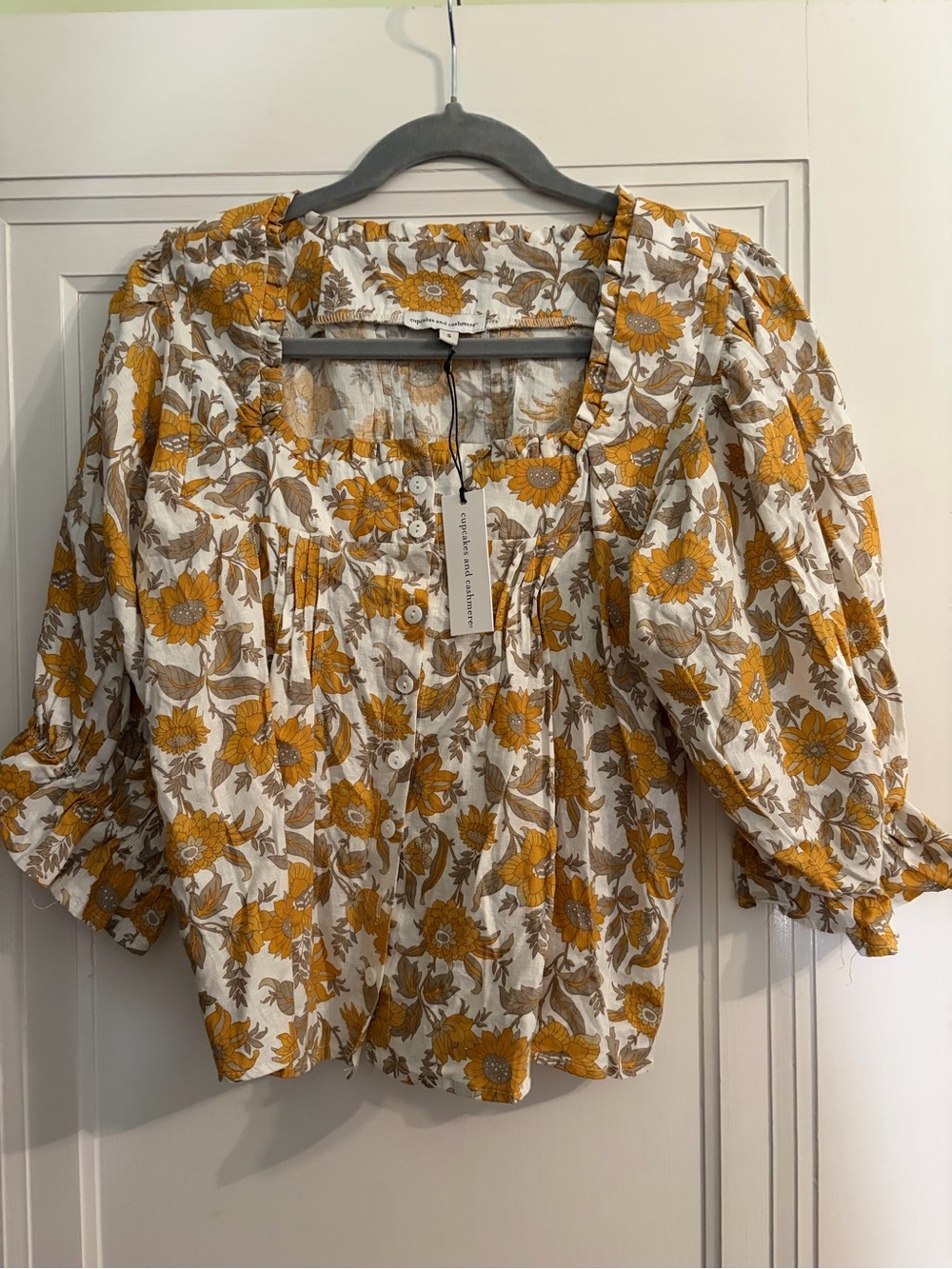 NWT cupcakes & cashmere Mustard Floral Square-Neck Puff Sleeve Blouse